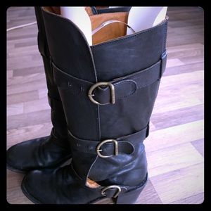 Black moto boots. Fiorentini & Baker